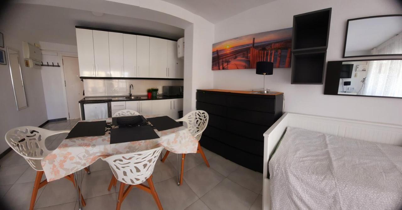 Happy Loix Apartamento Wifi Aa Benidorm Esterno foto