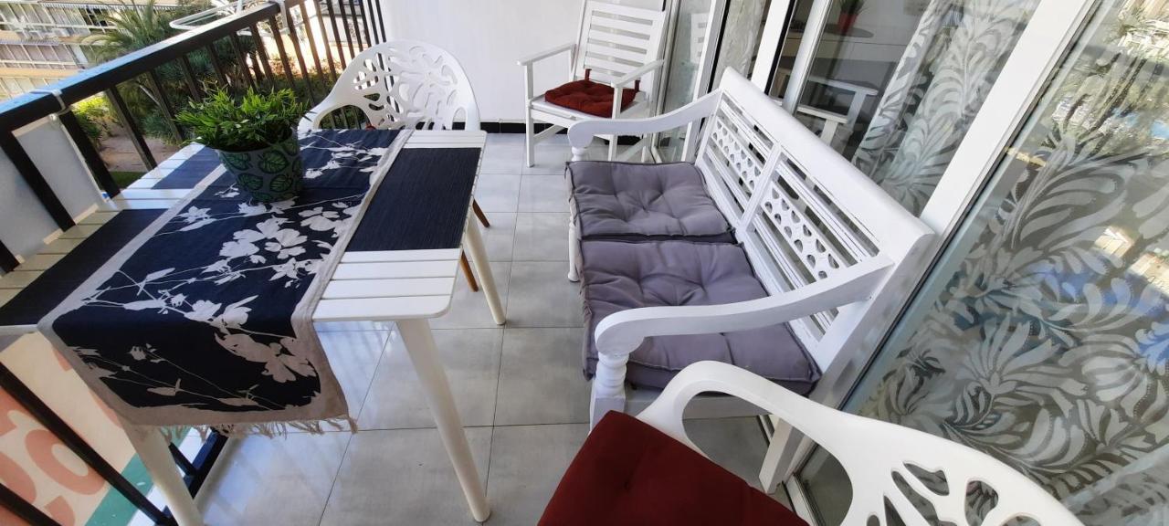 Happy Loix Apartamento Wifi Aa Benidorm Esterno foto