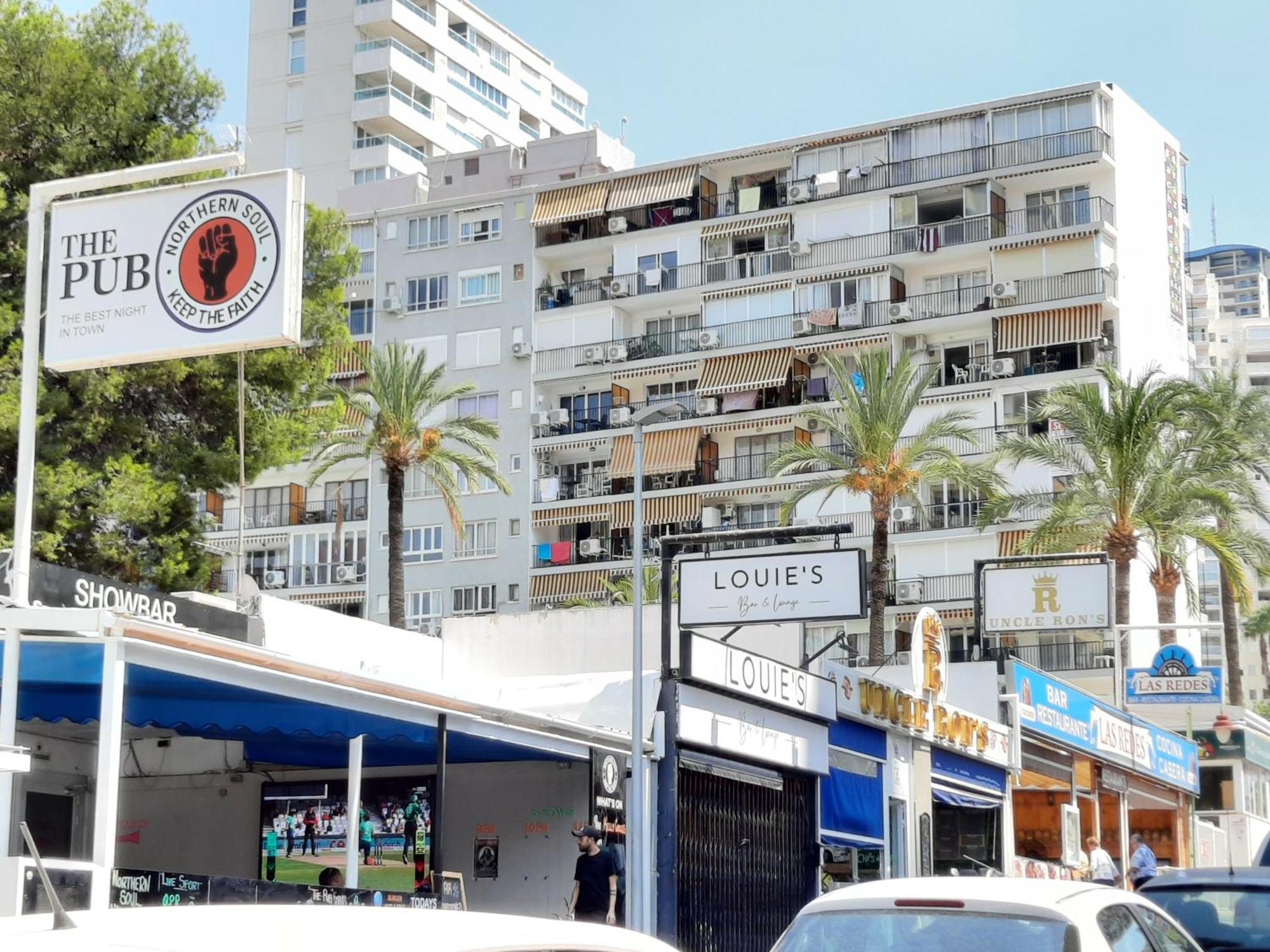 Happy Loix Apartamento Wifi Aa Benidorm Esterno foto